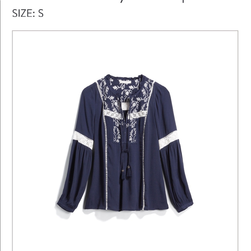 Blouse - Picture 2 of 3